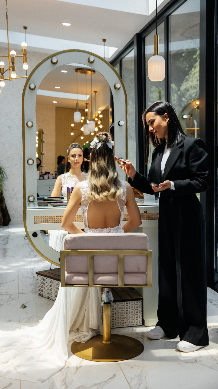 Saç & Makyaj Stüdyosu