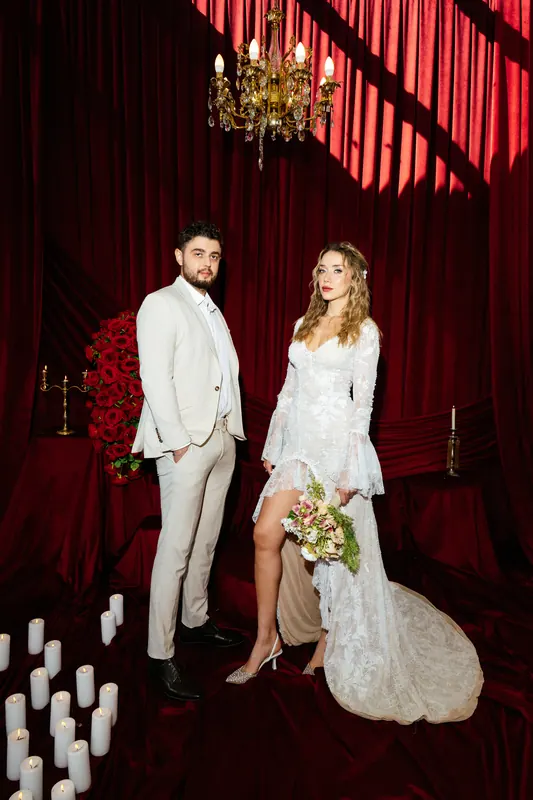 Kırmızı Gala konseptinden kare 2